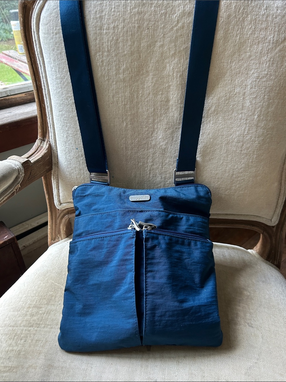 Baggalini bag